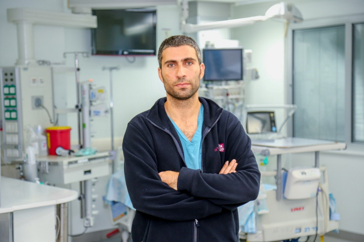 Dr. Roi Glam in the Department of Cardiac Surgery at Rambam HCC. Photography: Rambam HCC