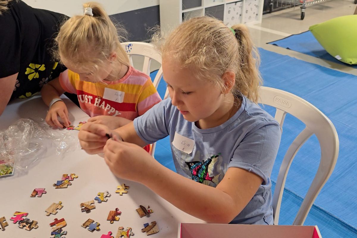 ילדים בשמרטפיה בחניון התת-קרקעי.  צילום: דוברות רמב"ם.