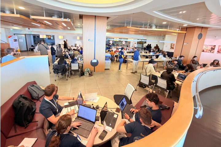 Rambam and Technion students collaborate at the 2026 Hackathon. Photography: Rambam HCC.