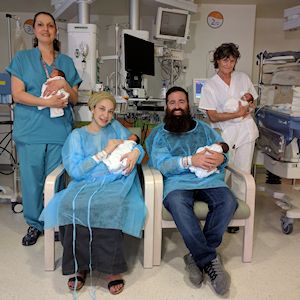 The Wise Family with nurses from the Neonatal 
Intnesive Care Unit at Rambam.
Photographer: Netanel Ayzik