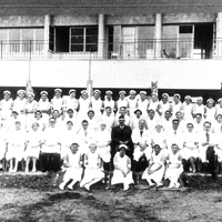 1942