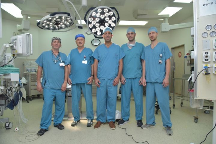 Photo:L to R: Dr. Omri Emodi, Professor Adi Rachmiel, Dr. Salach Nseir, Dr. Nidiel Zeineh, and Dr. Amir Bilader – members of the surgical team.Photo: Rambam HCC
